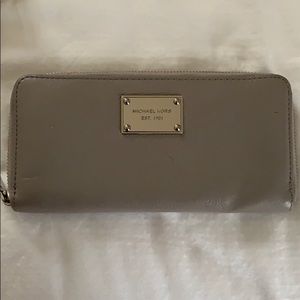 Michael Kors wallet